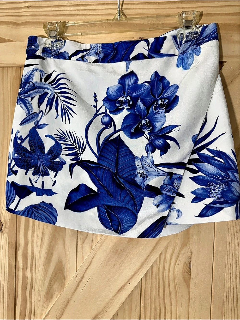 Rococo Sand Floral Mini Skirt in Blue & White Size Small